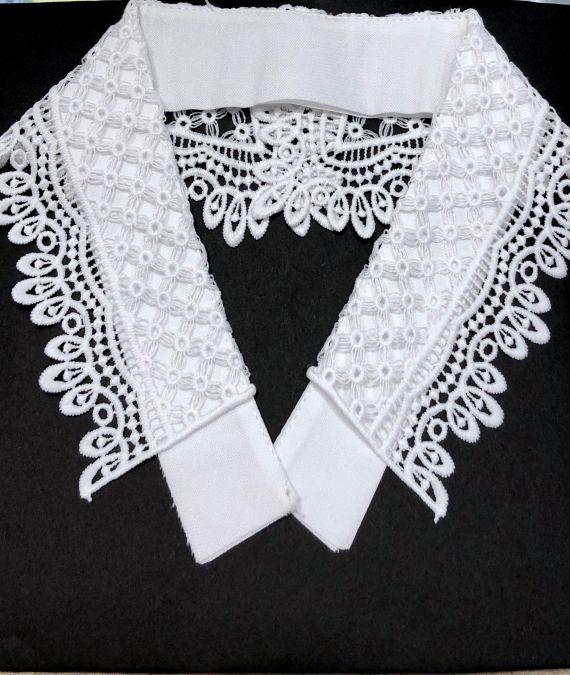 French Lace Collar